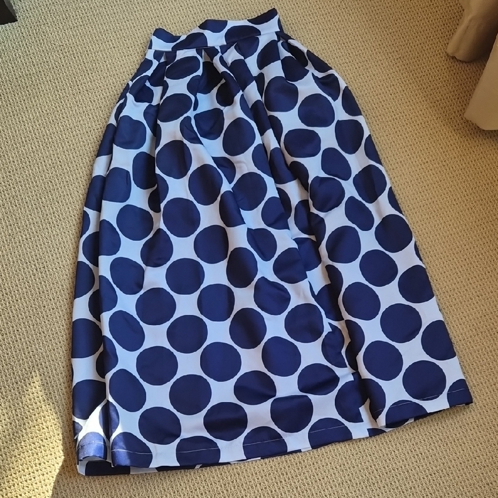 NWT Choies Navy and White A-Line Polka Dot Skirt